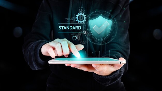 Znaczenie bezpiecznej transmisji danych: jak certyfikaty SSL wpływają na ochronę i zaufanie użytkowników
